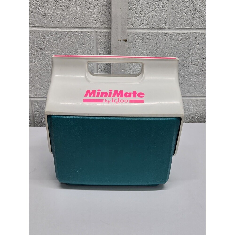 Mini Mate by Igloo Cooler Teal/Pink Retro '90s Push Button Lunchbox